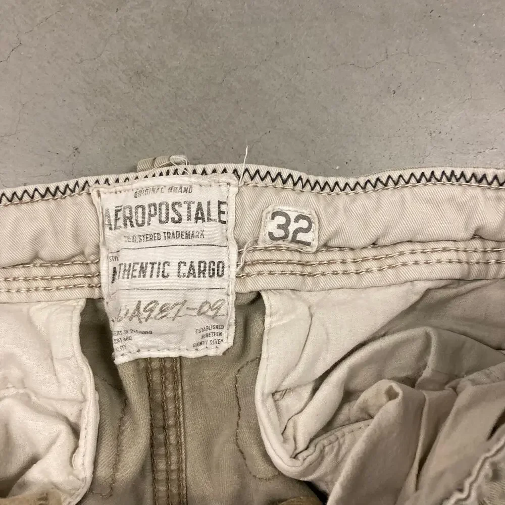 vintage Y2K baggy Aeropostale cargo shorts 32